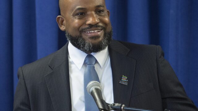 Headshot of Muntu Davis